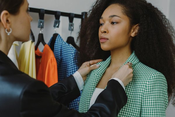 What Are the Key Influences Driving UK Women's Fashion Trends Today?